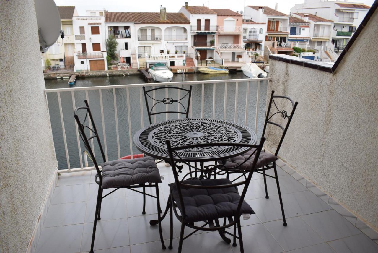 Apartamento Con Bonitas Vistas Al Canal Ref 337 Empuriabrava Exterior photo