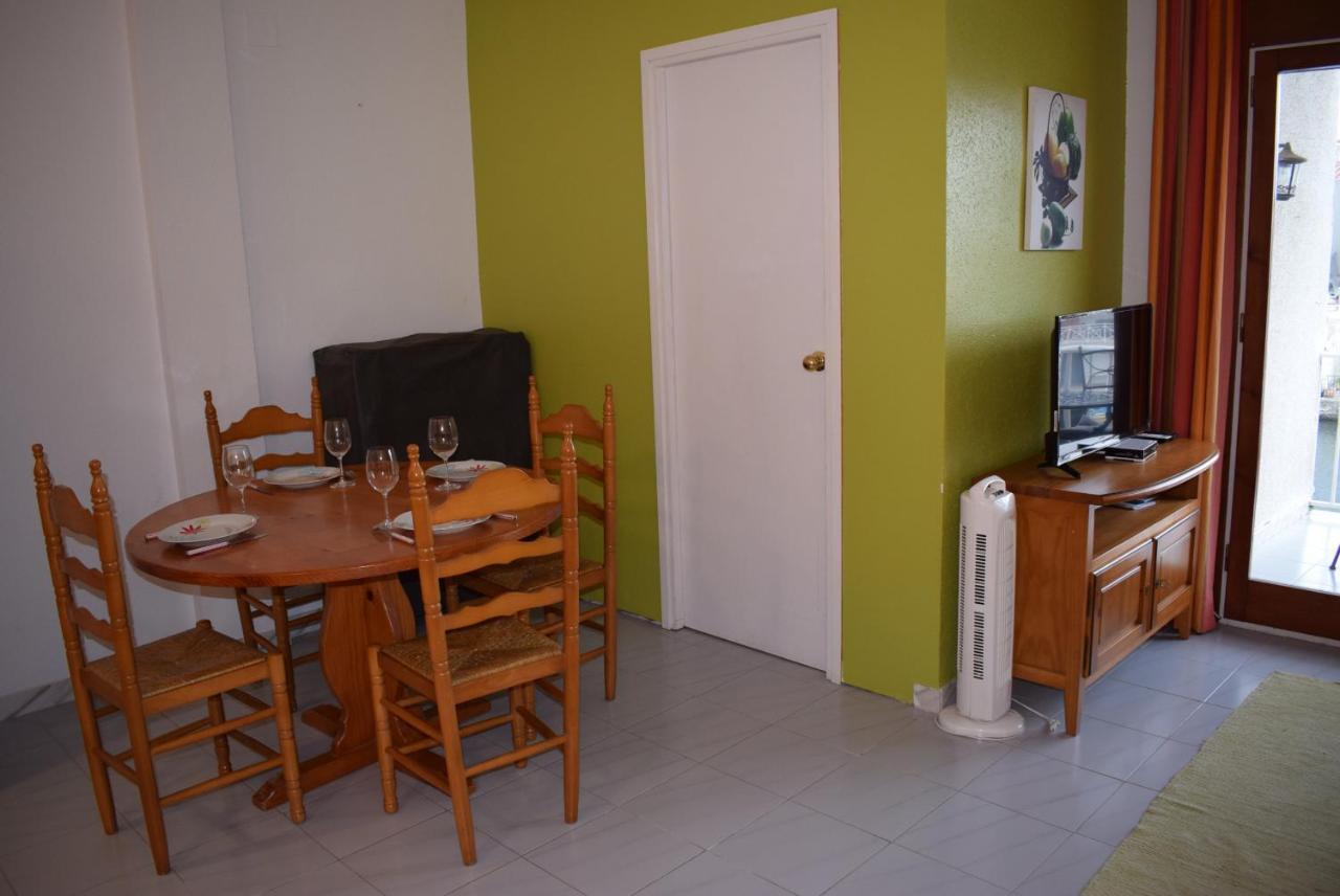 Apartamento Con Bonitas Vistas Al Canal Ref 337 Empuriabrava Exterior photo